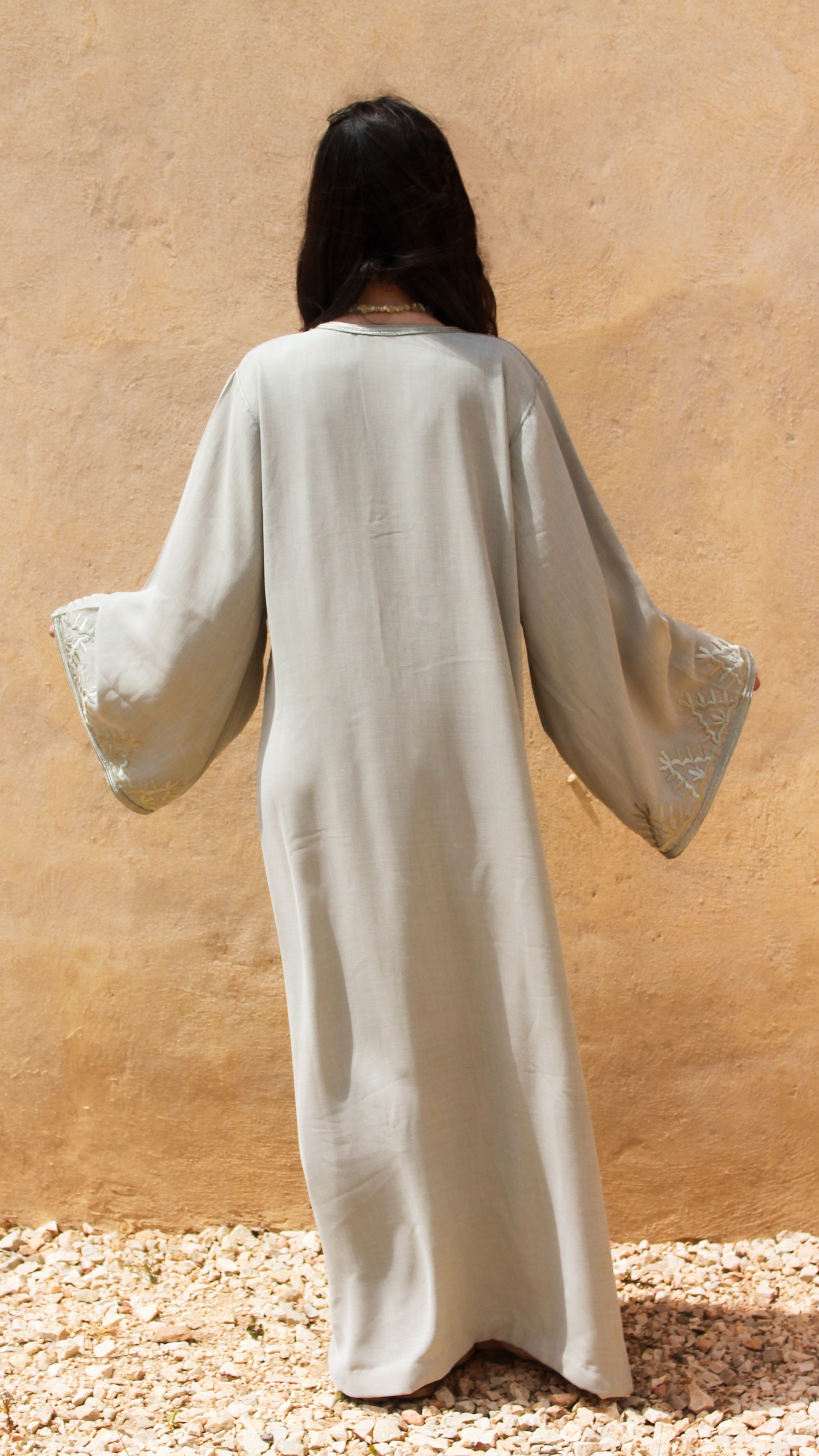 MINT BREEZE QANDOURA